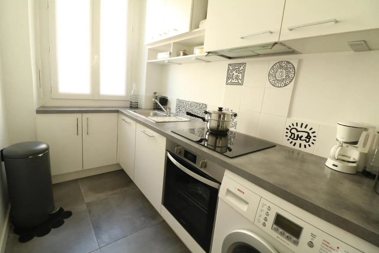 1 Bedroom With Direct View To The Old Port 267 Канны Апартаменты